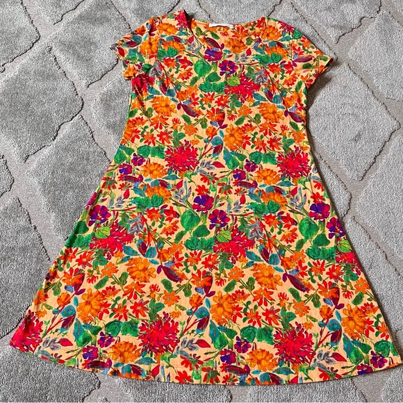 ❌SOLD❌ PERUVIAN CONNECTION Floral Pima Cotton Short Sleeve Dress - Picture 2 of 5